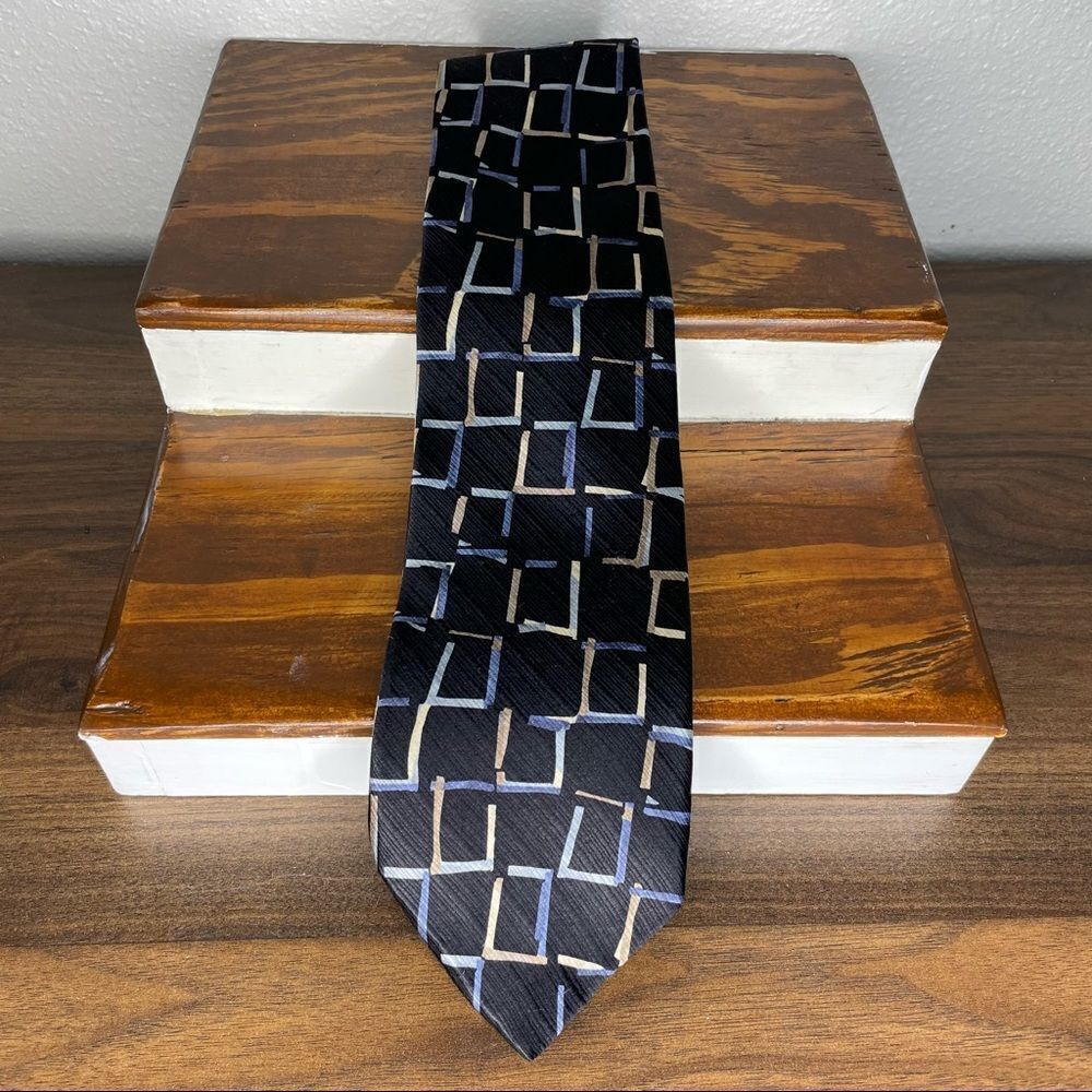 Matrix By Format Black Blue and Cream Tie